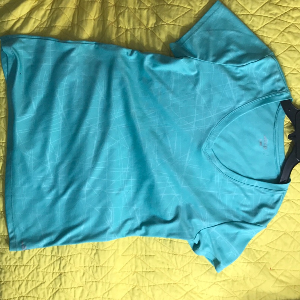 Workout shirt